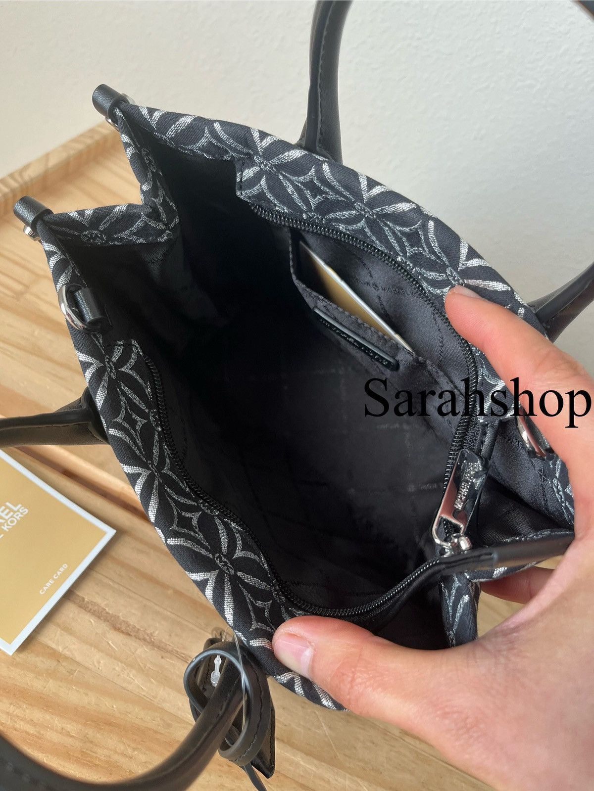 Michael Kors Michael Kors Purse Size ONE SIZE - 10 Thumbnail