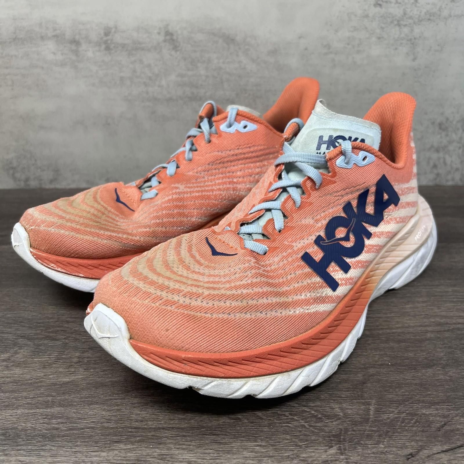 Other HOKA Mach 5 Running Shoes Womens 9 Orange White Size US 9 / IT 39 - 2 Thumbnail