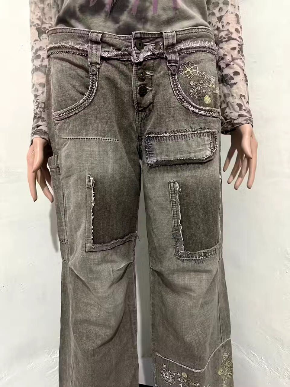 Marithe + Francois Girbaud Rare!!! Marithe Francois Girbaud Distressed Cropped Pants Size 28" / US 6 / IT 42 - 3 Thumbnail