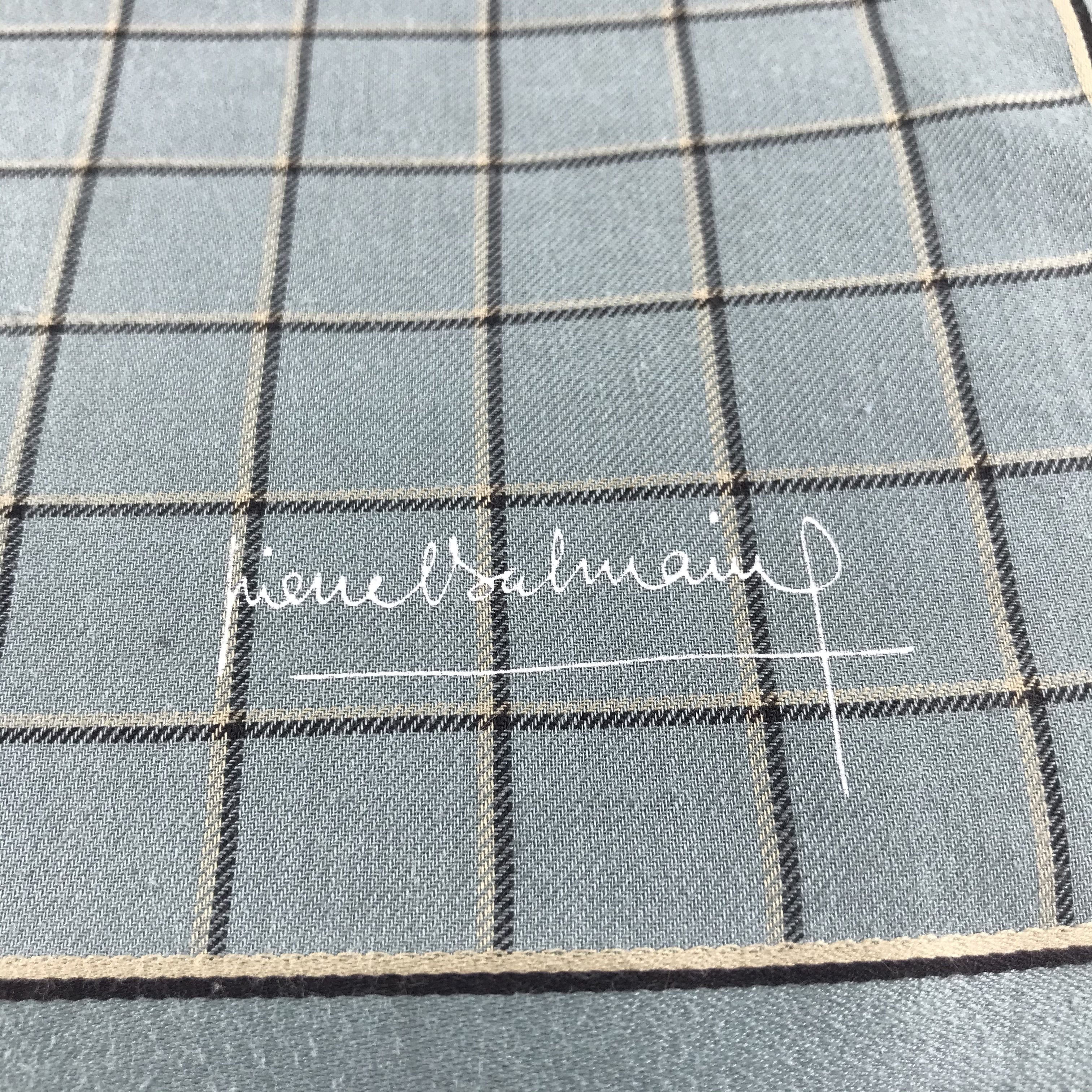 Pierre Balmain × Vintage Pierre Balmain Handkerchief Neckerchief Bandana H137 Size ONE SIZE - 4 Thumbnail