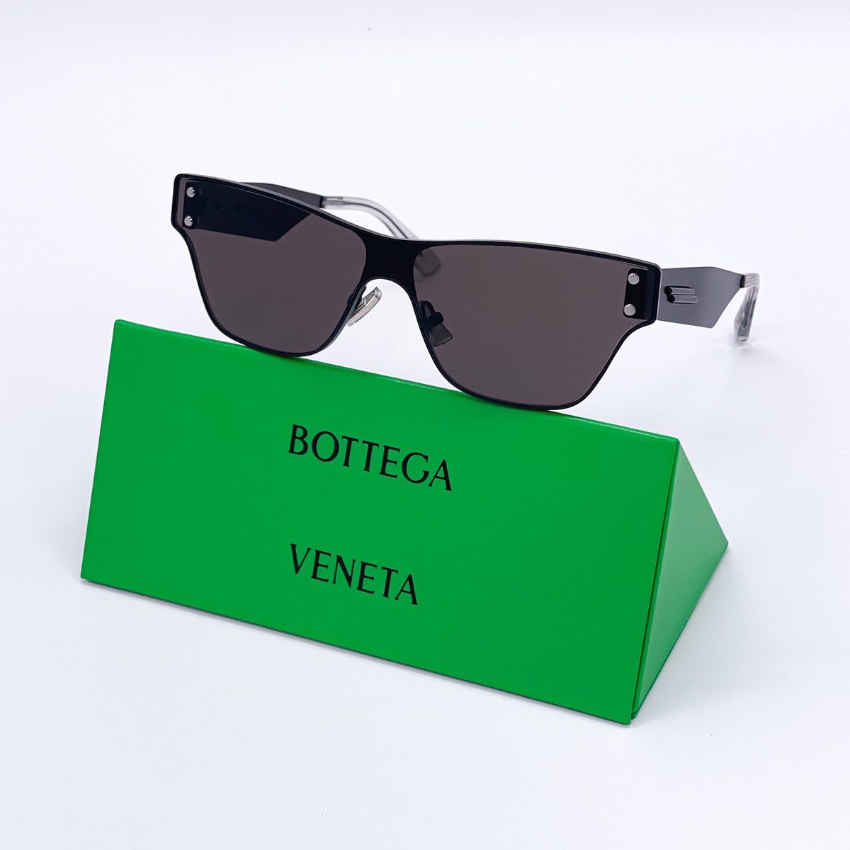 NEW BOTTEGA VENETA SUNGLASSES BV1125S 001 AVIATOR BLACK UNISEX EYEWEAR Bottega Veneta NEW BOTTEGA VENETA SUNGLASSES BV1125S 001  main image 2