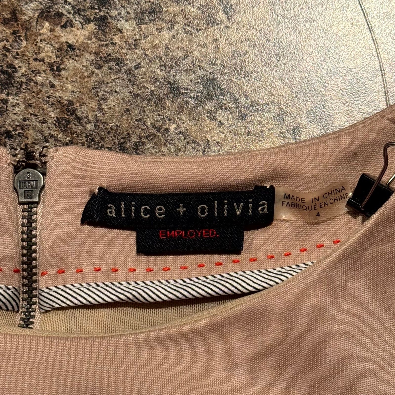 Alice + Olivia Alice Olivia Colorblock Sheath Dress Black Tan 4 Mini Career Size S / US 4 / IT 40 - 4 Thumbnail