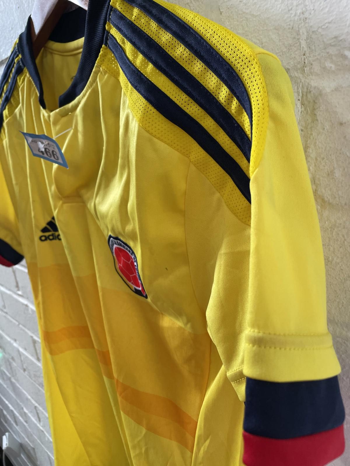 Adidas Colombia National Football Team James #10 Jersey Size US M / EU 48-50 / 2 - 2 Thumbnail
