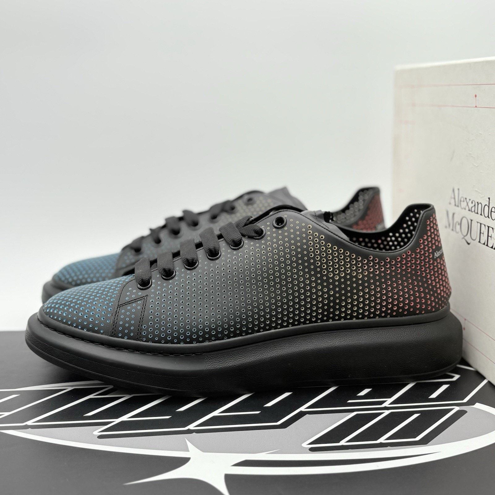 49 EU - McQueen Oversized Perforated ' Black ' EXCELLENT