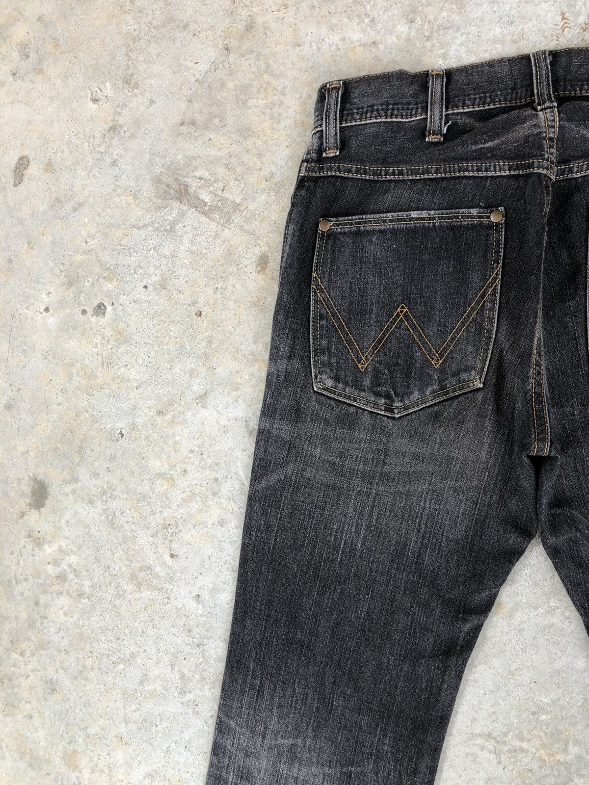 If Six Was Nine Wrangler Flared Jeans Bootcut Distressed Jeans Size US 30 / EU 46 - 9 Thumbnail