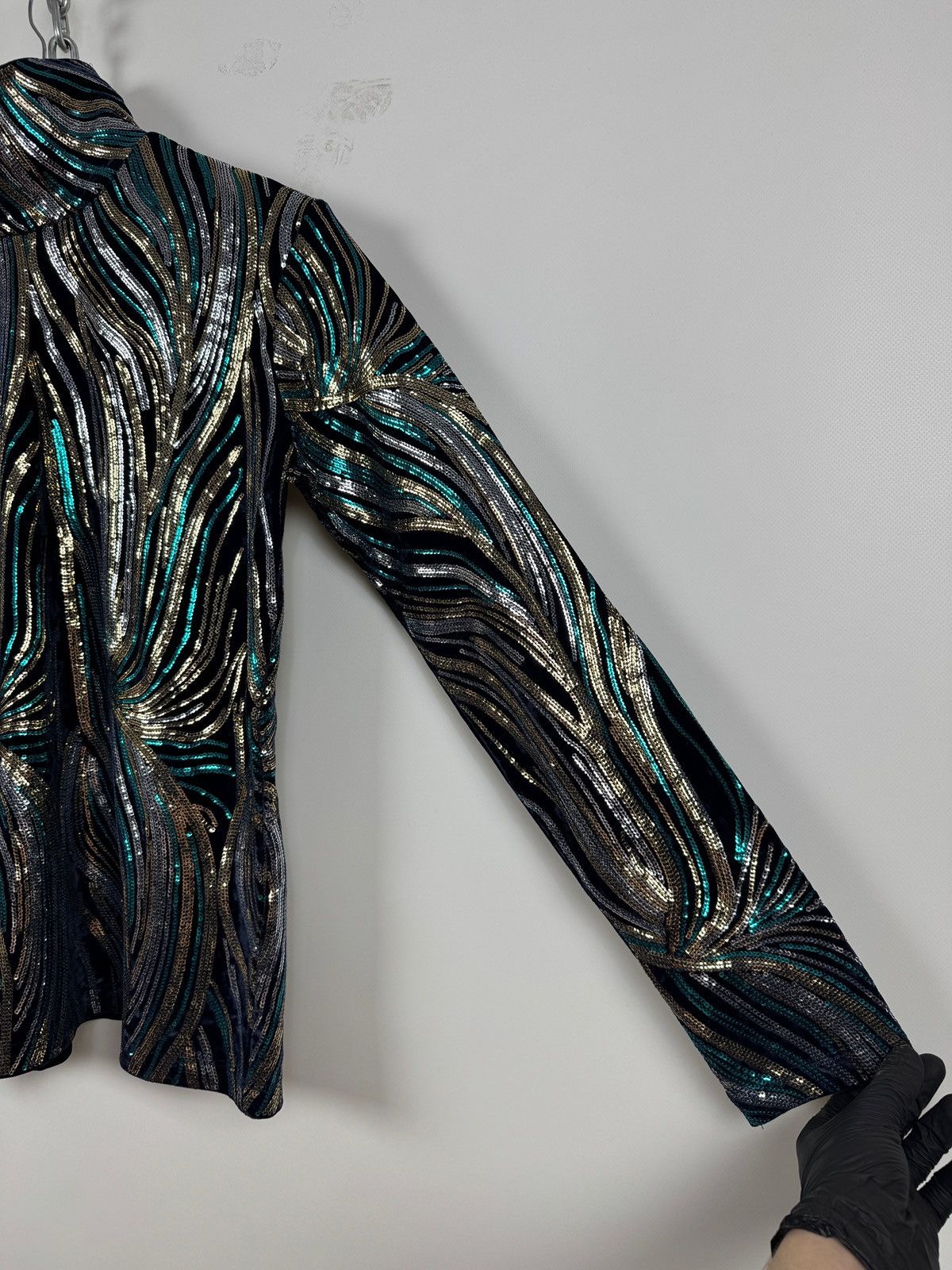 Dries Van Noten Dries Van Noten Sequin Velvet High Neck Top Size M / US 6-8 / IT 42-44 - 11 Thumbnail
