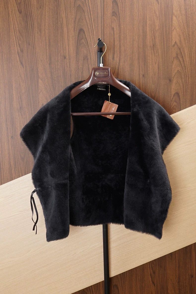 Loro Piana LORO PIANA A sheepskin coat with fur Size M / US 6-8 / IT 42-44 - 3 Thumbnail
