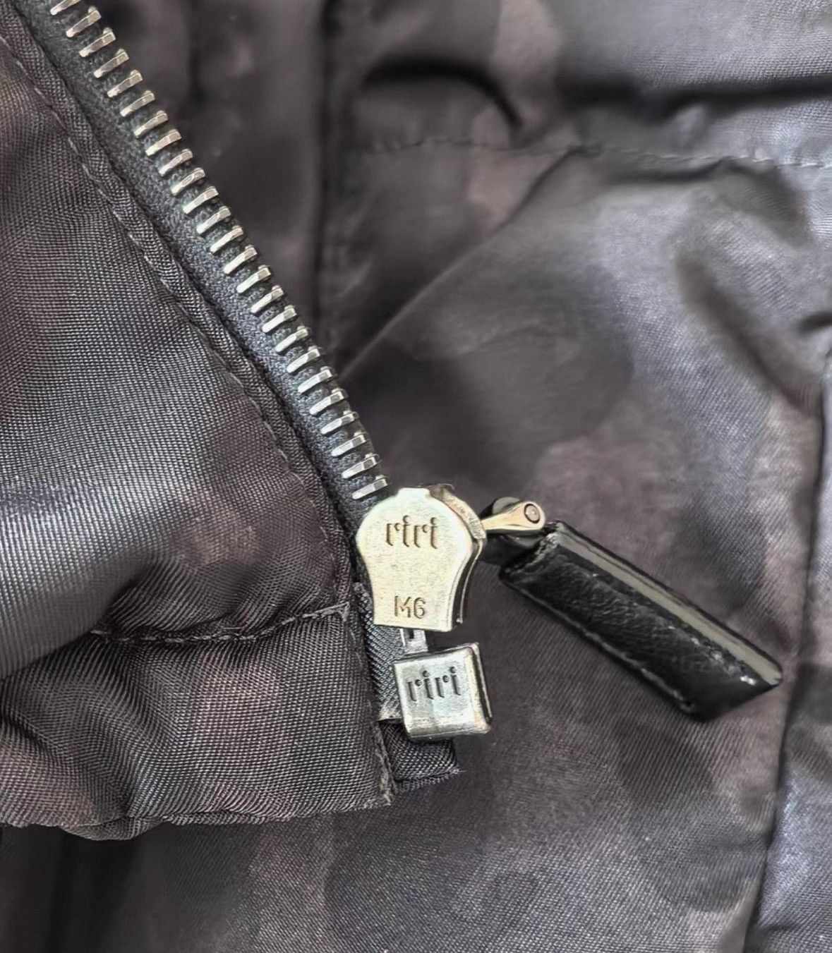 Prada Prada Camouflage dark pattern metal label down jacket Size US M / EU 48-50 / 2 - 6 Thumbnail