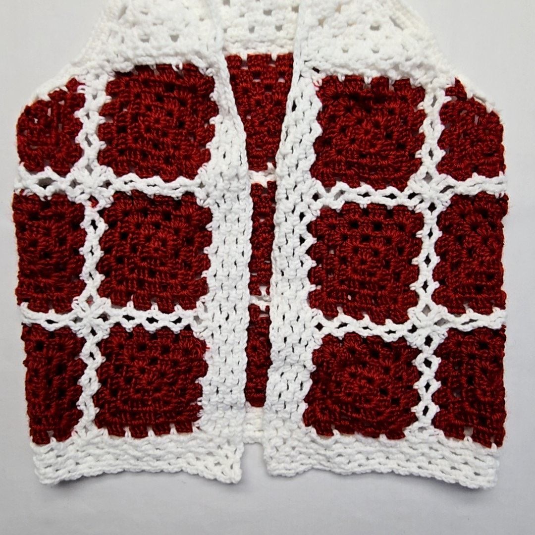 Handmade Red White Granny Square Sweater Vest Small Crochet Boho Top Size S / US 4 / IT 40 - 3 Thumbnail