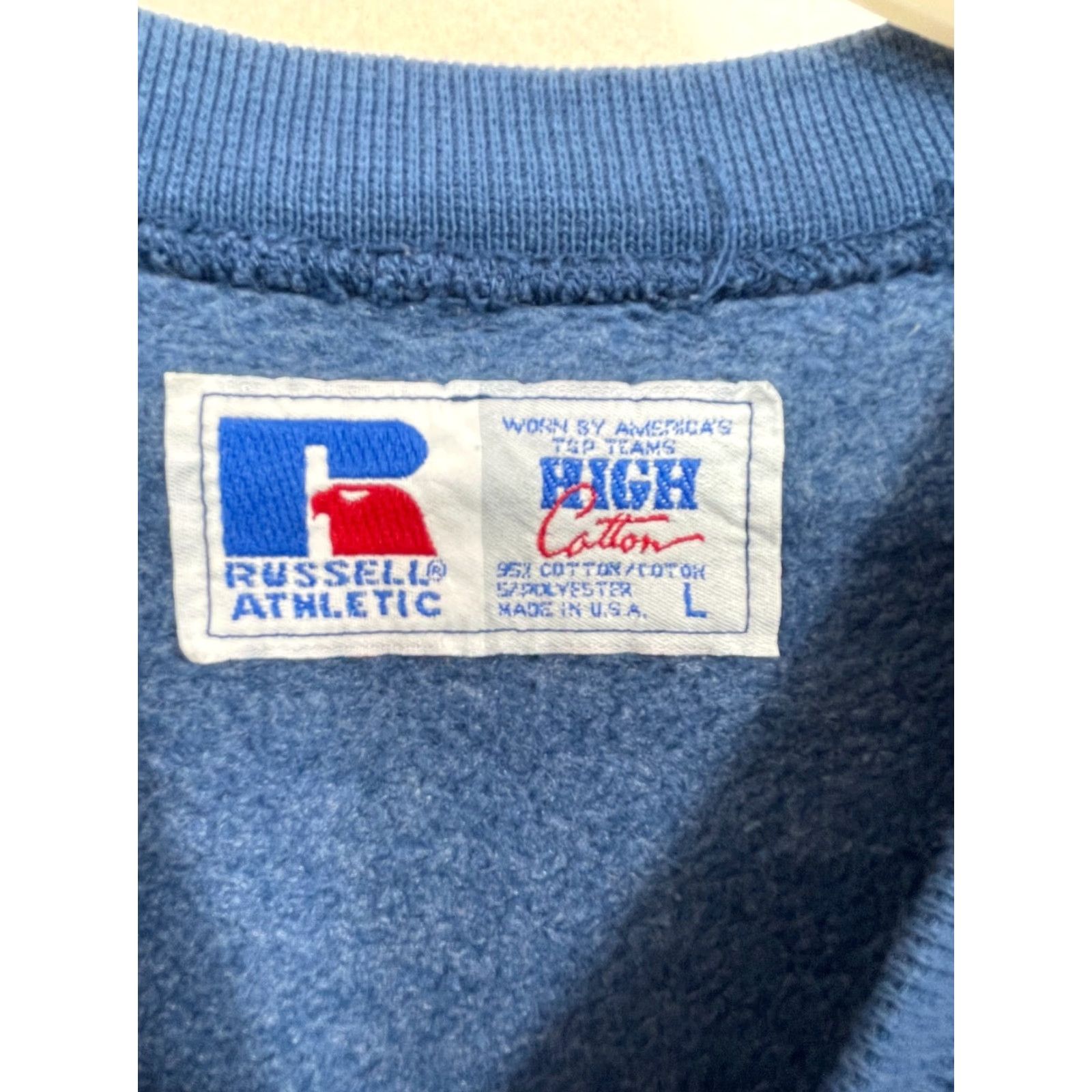 Vintage VINTAGE Russel Athletic Sweatshirt Mens L 90s Red Cotton Polyester Knit Crew Neck Graphic Print Planes Military Fighter Plane Size US L / EU 52-54 / 3 - 2 Thumbnail