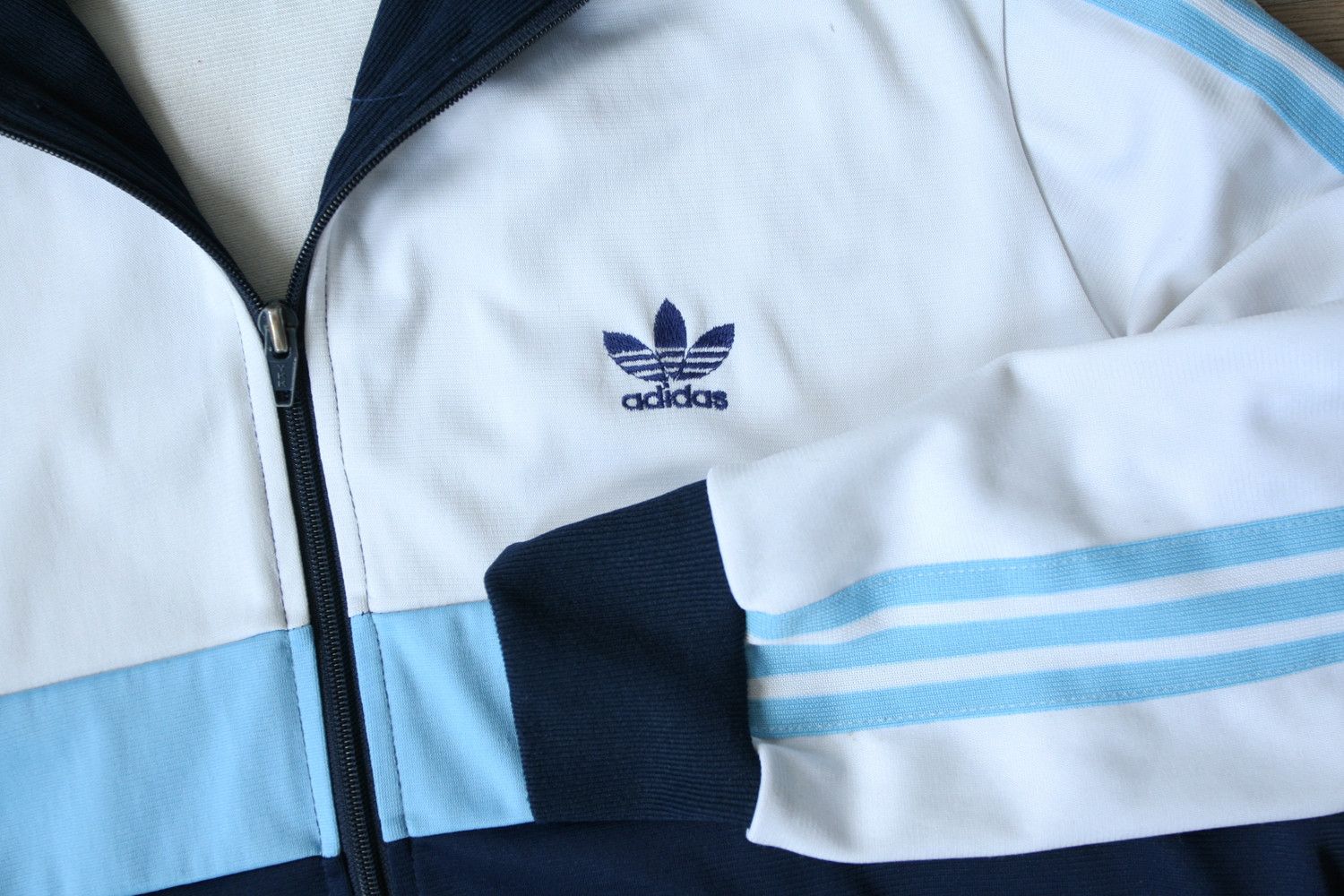 Adidas Vintage Adidas 80s Tracksuit Track Top Blue Stripes Jacket Size US S / EU 44-46 / 1 - 3 Thumbnail