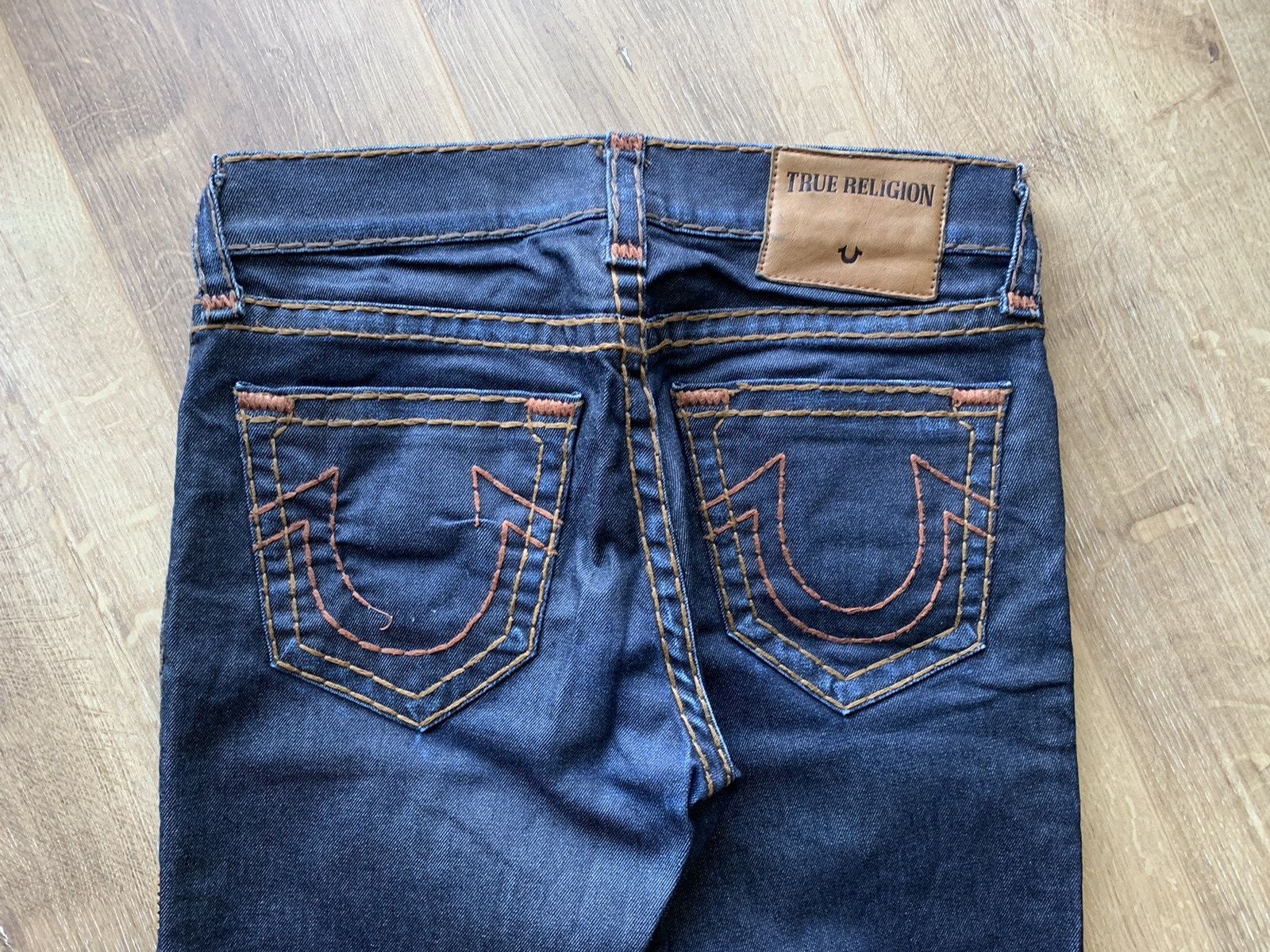 True Religion True Religion Geno Super T relaxed slim jeans Size US 31 - 4 Thumbnail