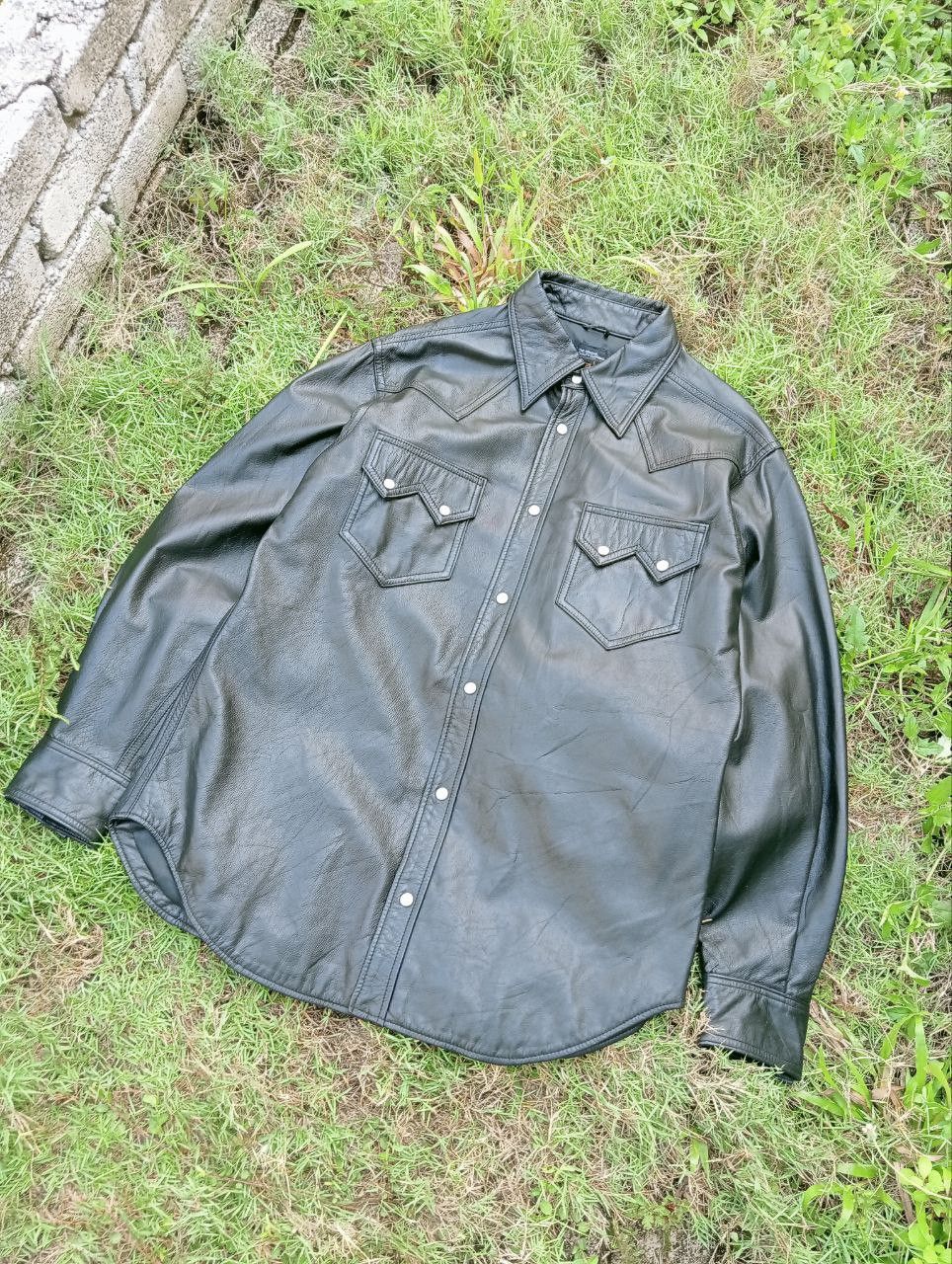 Japanese Brand VINTAGE SHIPS JAPAN COWHIDE LEATHER SHIRT Size US L / EU 52-54 / 3 - 2 Thumbnail
