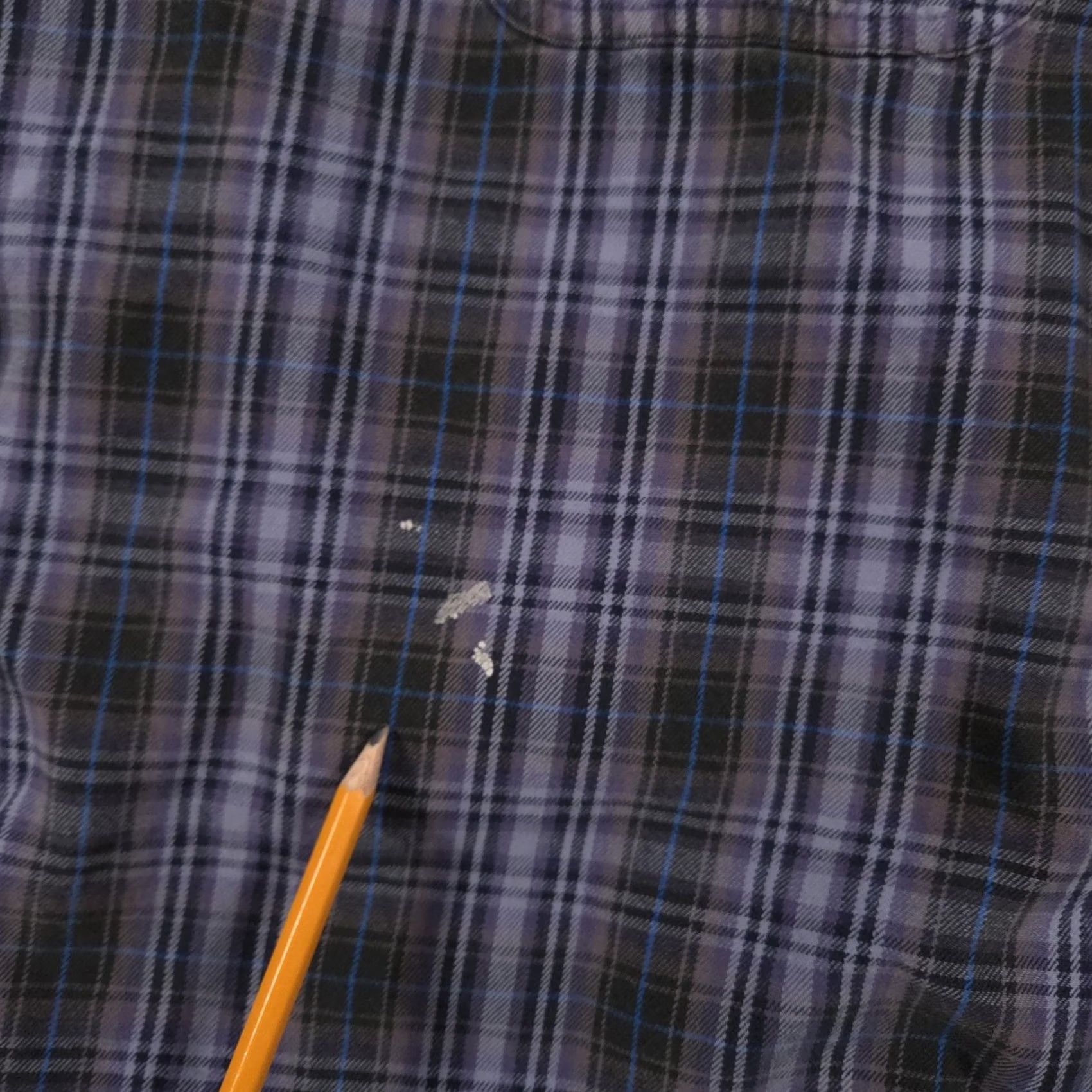 Carhartt VINTAGE Carhartt Shirt Mens Large Blue Gray Plaid Flannel Workwear Distressed Paint Size US L / EU 52-54 / 3 - 7 Thumbnail