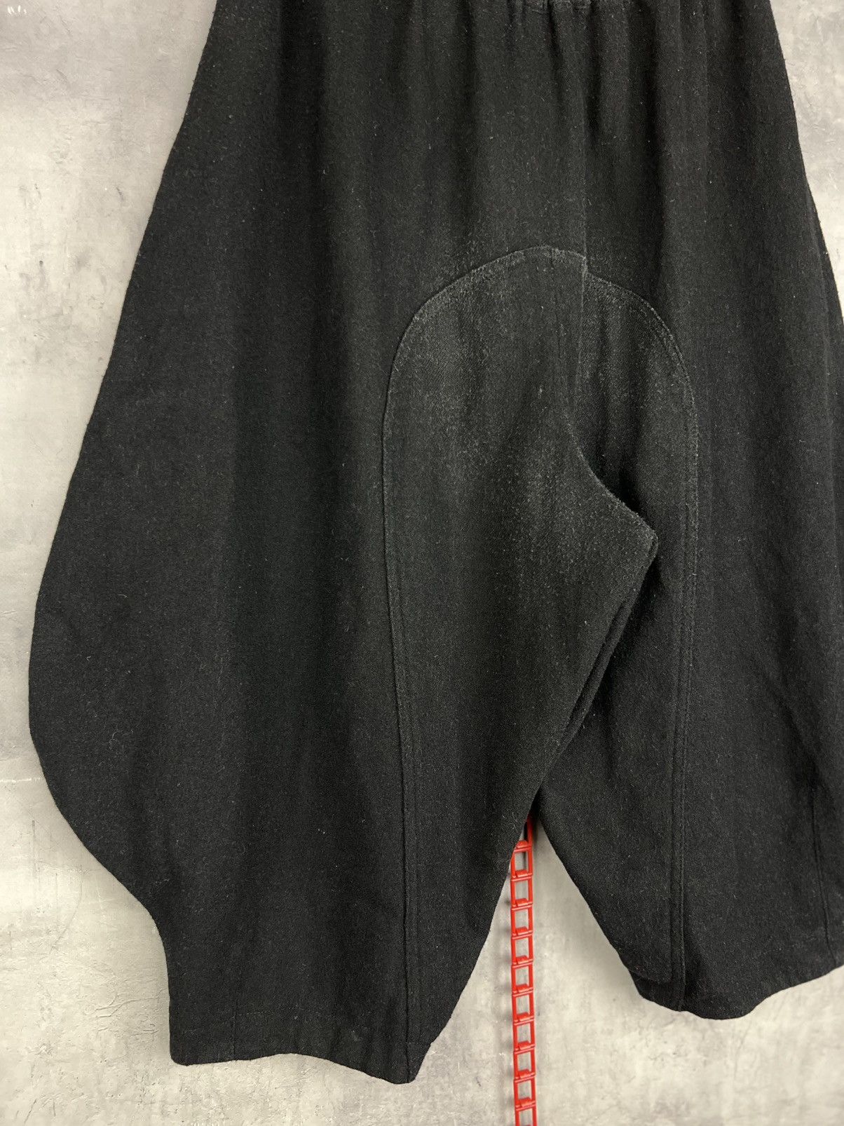 Comme des Garcons Black Comme des Garcon Black Wool Balloon Pants Size US 32 / EU 48 - 11 Thumbnail