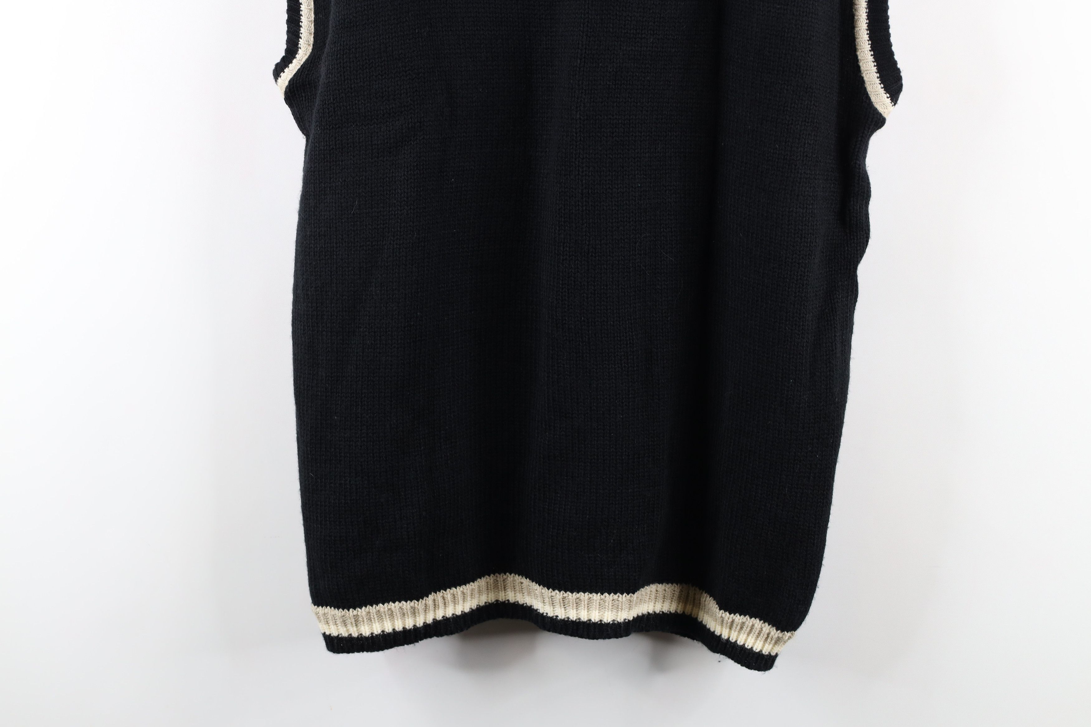 Vintage Vintage 90s Streetwear Cable Knit Sweater Vest Black USA Size ONE SIZE - 7 Thumbnail