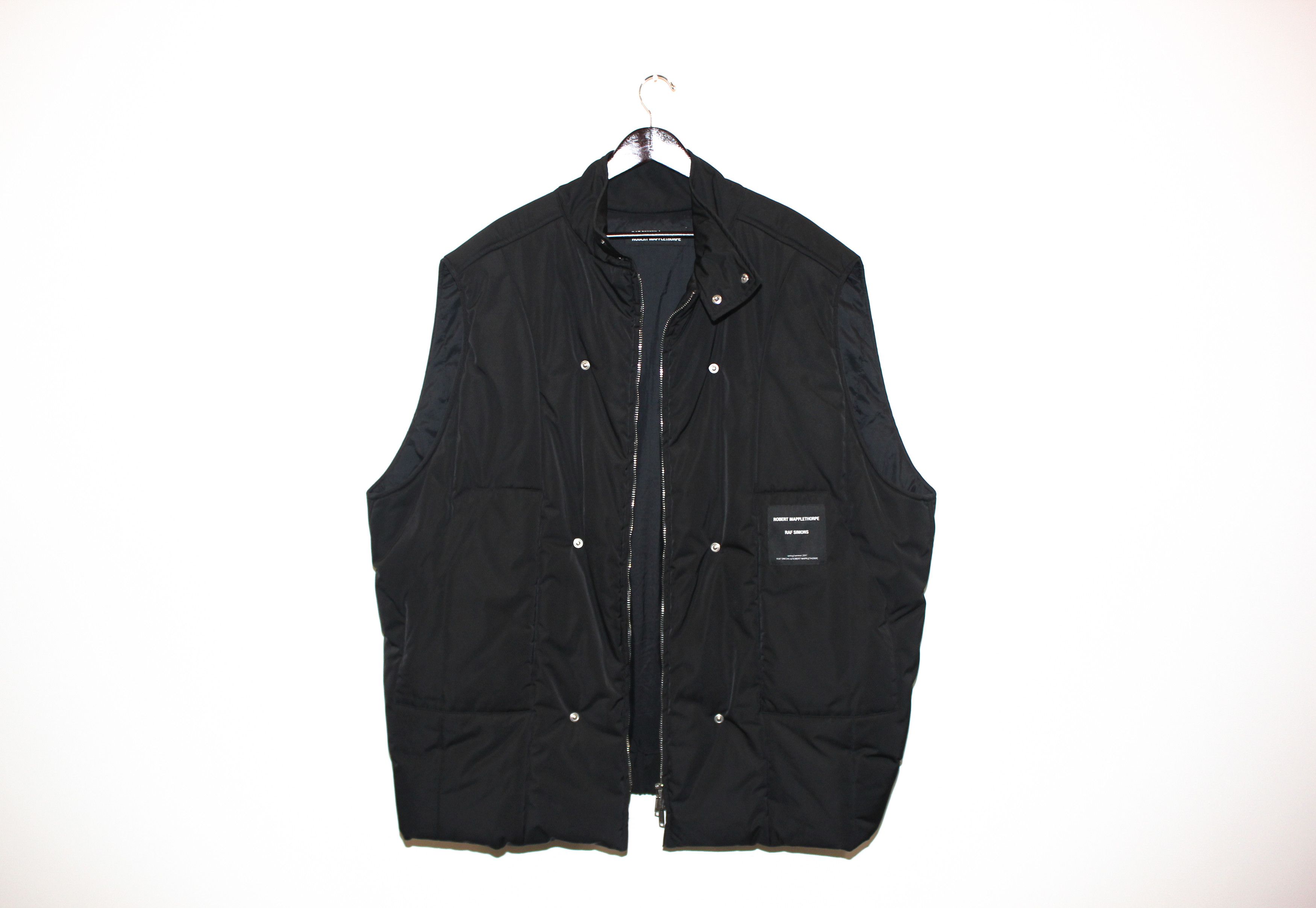 Raf Simons Raf Simons / Robert Mappethorpe ‘Self Portrait’ Vest Size M / US 6-8 / IT 42-44 - 2 Thumbnail