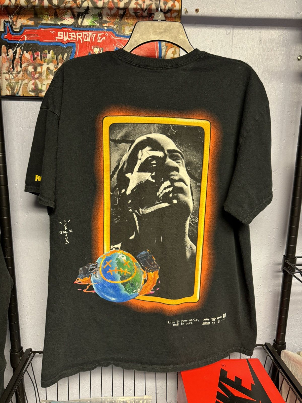 Travis Scott Travis Scott Astro Portrait Tee Black Large Size US L / EU 52-54 / 3 - 4 Thumbnail