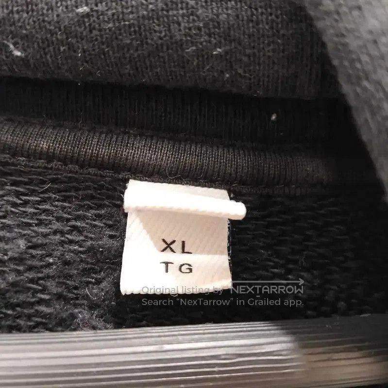 Burberry Burberry Black Cotton Men's Long Sleeve Hoodie. Size US XL / EU 56 / 4 - 5 Thumbnail