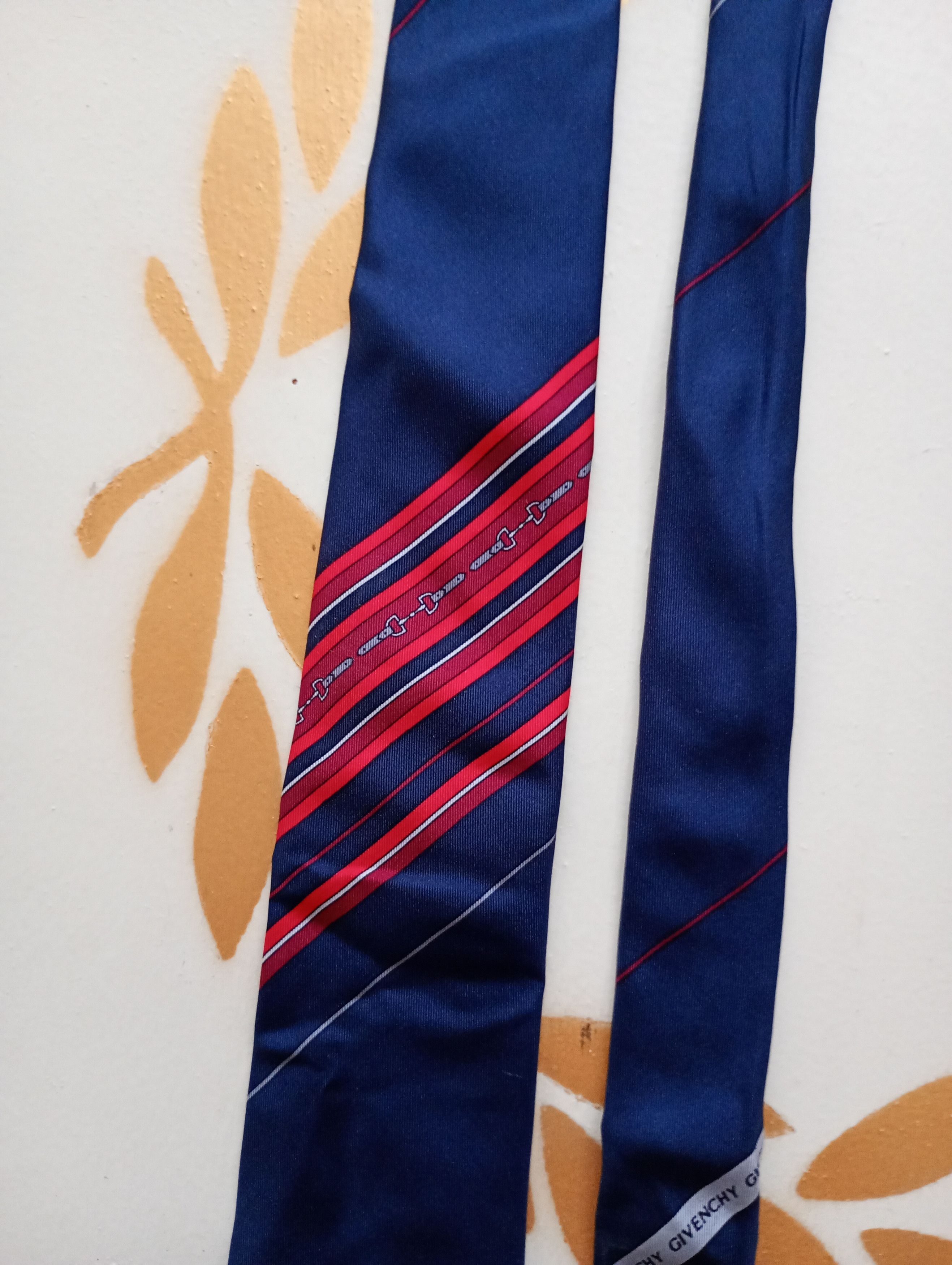 Givenchy Givenchy Tie Vintage Size ONE SIZE - 8 Thumbnail
