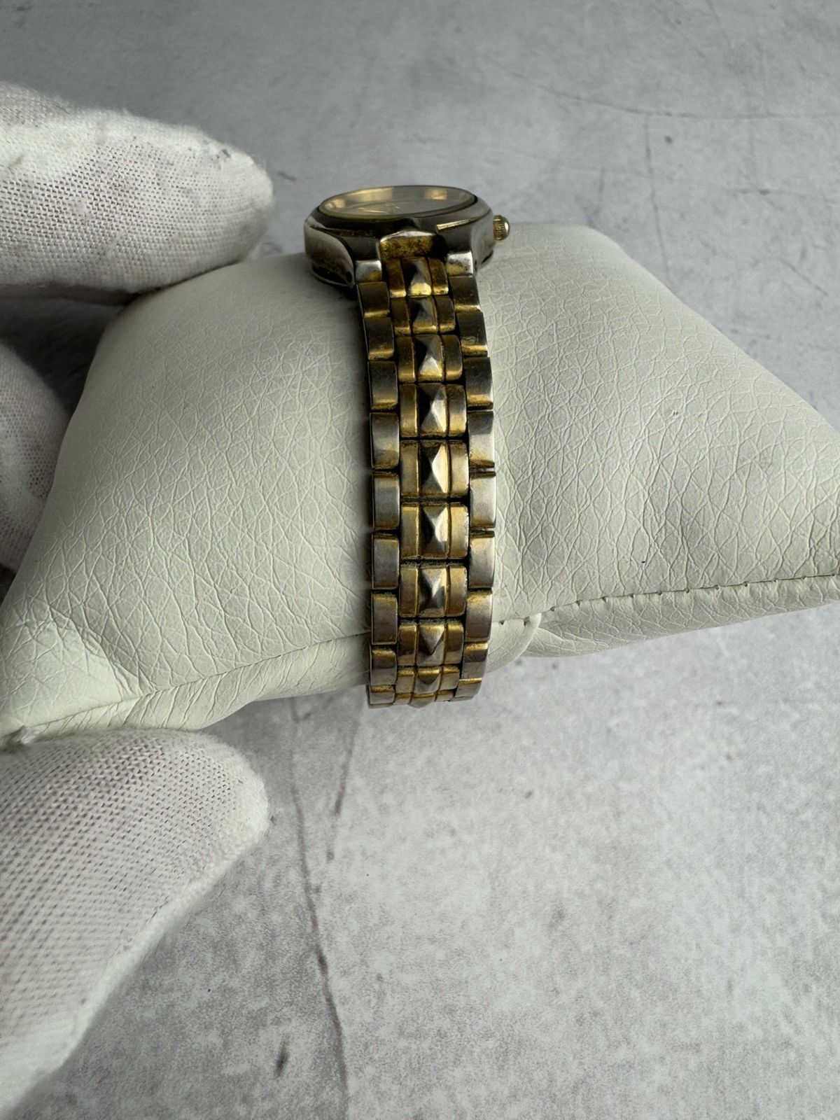 Japanese Brand × Vintage Q&Q Japanese Style Watch Vintage Size ONE SIZE - 2 Thumbnail