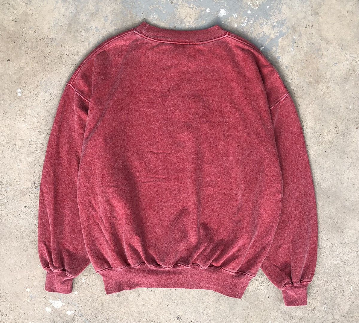 Vintage Vintage 90s Mickey Mouse Sun Faded Crewneck Size US S / EU 44-46 / 1 - 4 Thumbnail