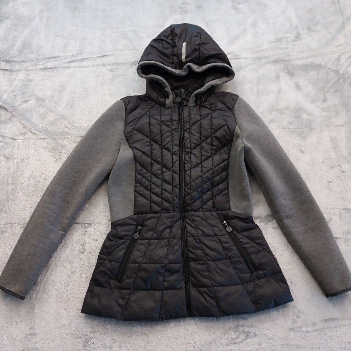 Vintage Bernardo Jacket Womens XS Black Gray Quilted Down Hooded Packable Size XS / US 0-2 / IT 36-38 - 2 Thumbnail