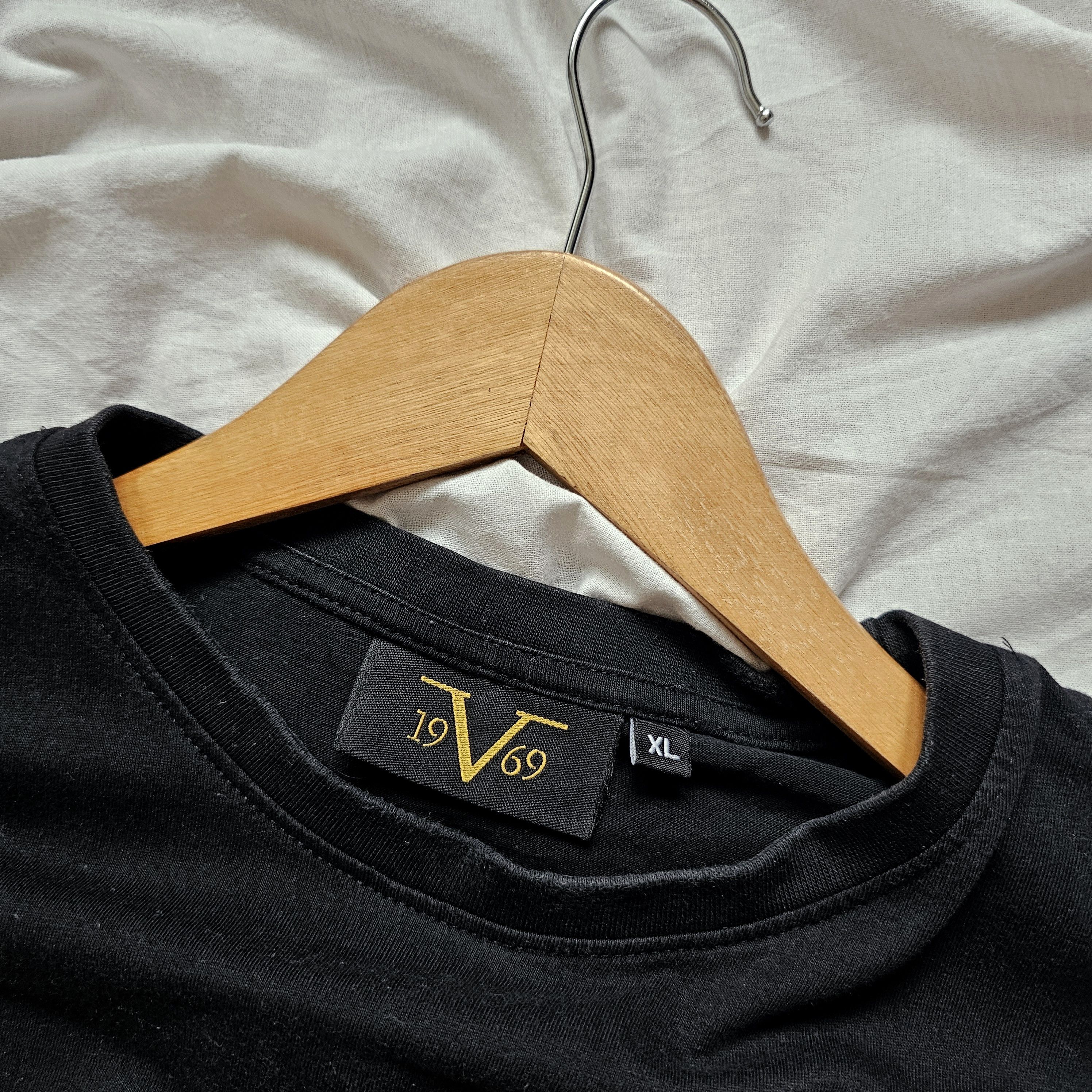 Versace × Vintage Versace vintage black tee Size US XL / EU 56 / 4 - 4 Thumbnail