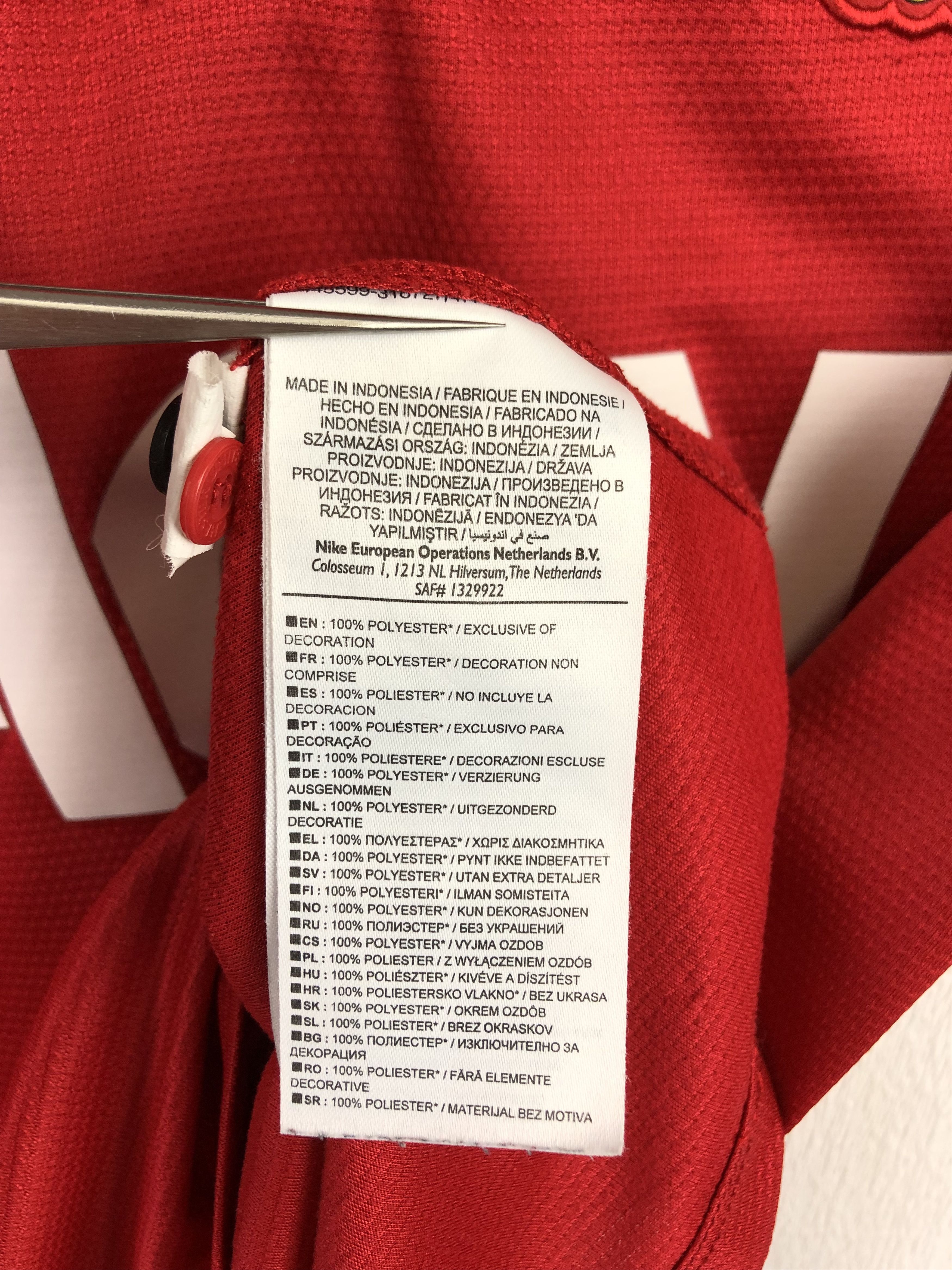 Nike Manchester United football shirt 2013 Soccer Nike Jersey Size US M / EU 48-50 / 2 - 10 Thumbnail