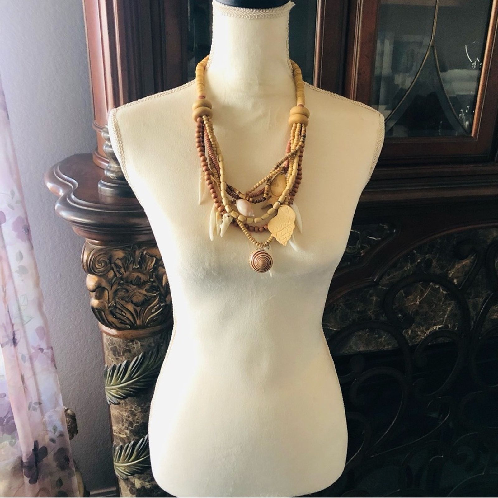 Vintage Vintage handmade boho wood and shell necklace Size ONE SIZE - 4 Thumbnail