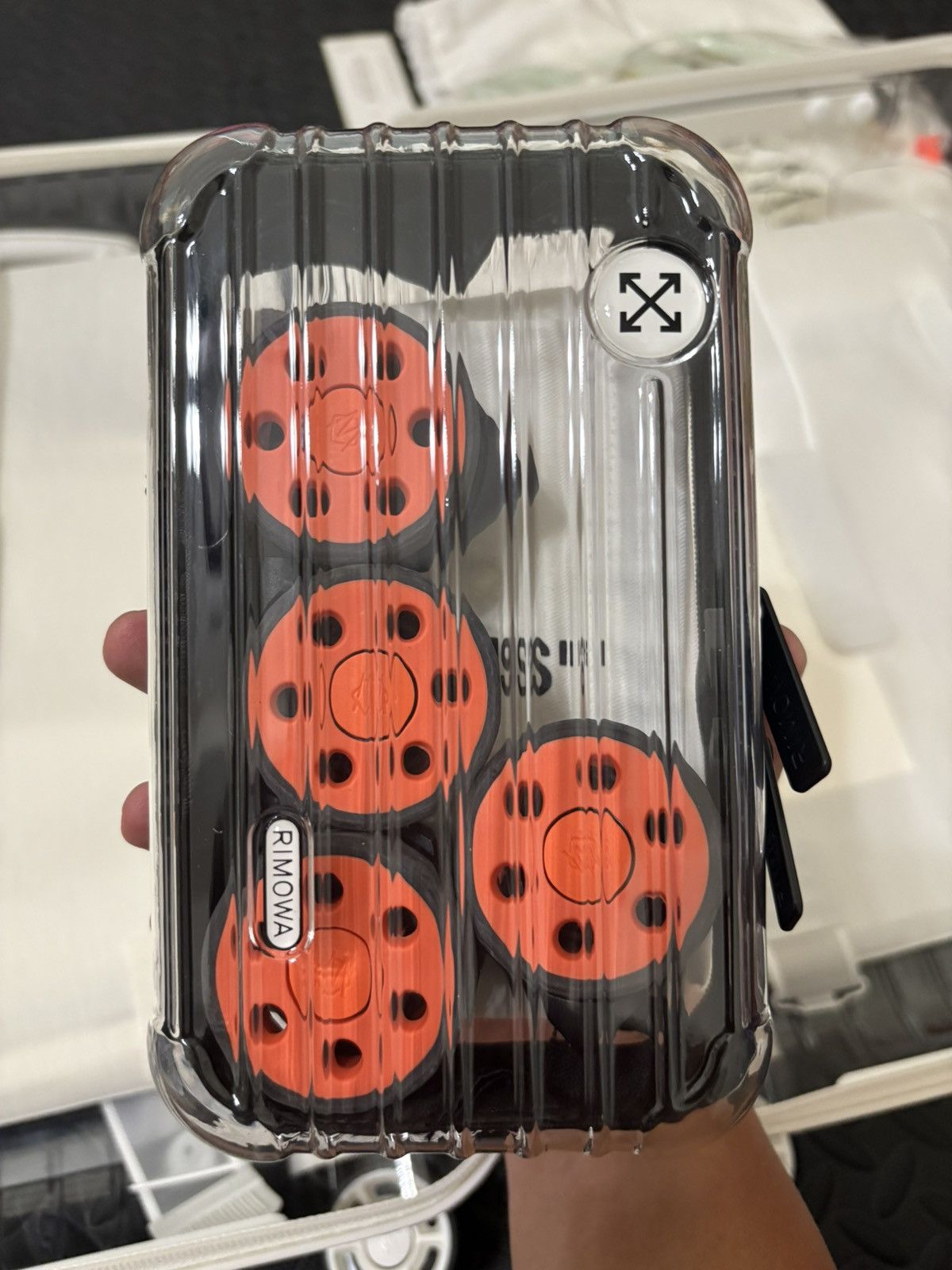 Off-White Off-White x Rimowa See Through 47L Luggage Case Size ONE SIZE - 8 Thumbnail