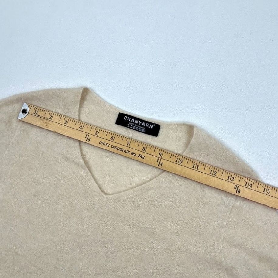 Vintage Chanyarn Cashmere Sweater Women S Brown Beige V-Neck Soft Quiet Luxury Old Money Pullover Size S / US 4 / IT 40 - 5 Thumbnail