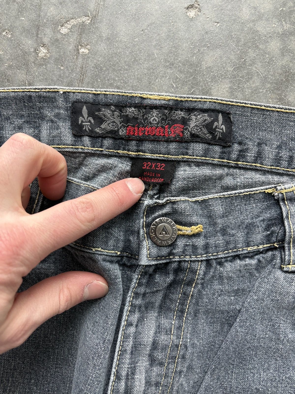 Airwalk Vintage Y2K Airwalk Denim Jeans 32x32 Blue Grey Wash Size US 32 / EU 48 - 3 Thumbnail