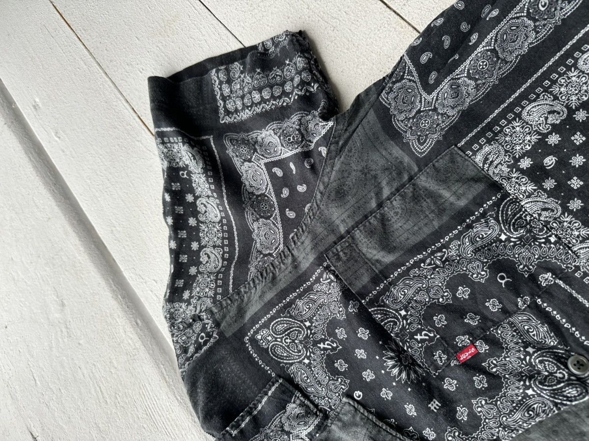 Levi's × Levi's Vintage Clothing × Vintage 🚨Vintage Levi’s BANDANA PRINT Black Button Longsleeve HAWAII Size US S / EU 44-46 / 1 - 5 Thumbnail