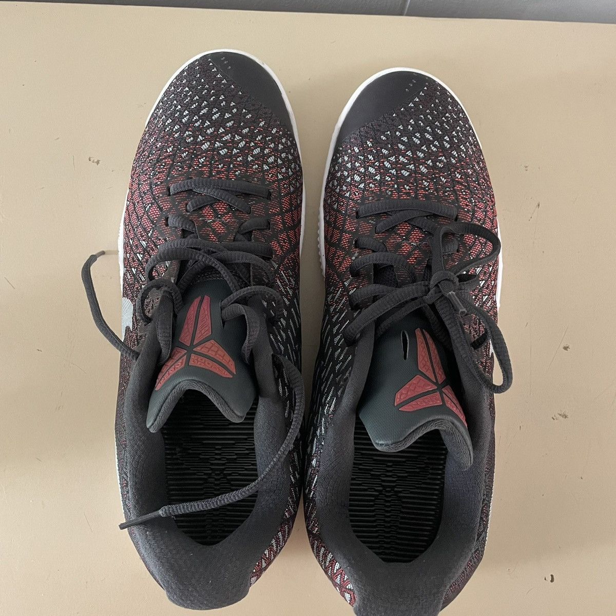 Nike 8.5 Nike Kobe Mamba Instinct Black Red 852473-006 W/ Box Size US 8.5 / EU 41-42 - 4 Thumbnail