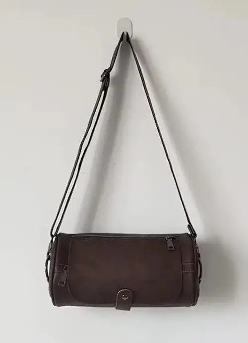 Japanese Brand Fashion 90s pu leather shoulder barrel bag vintage Size ONE SIZE - 3 Thumbnail