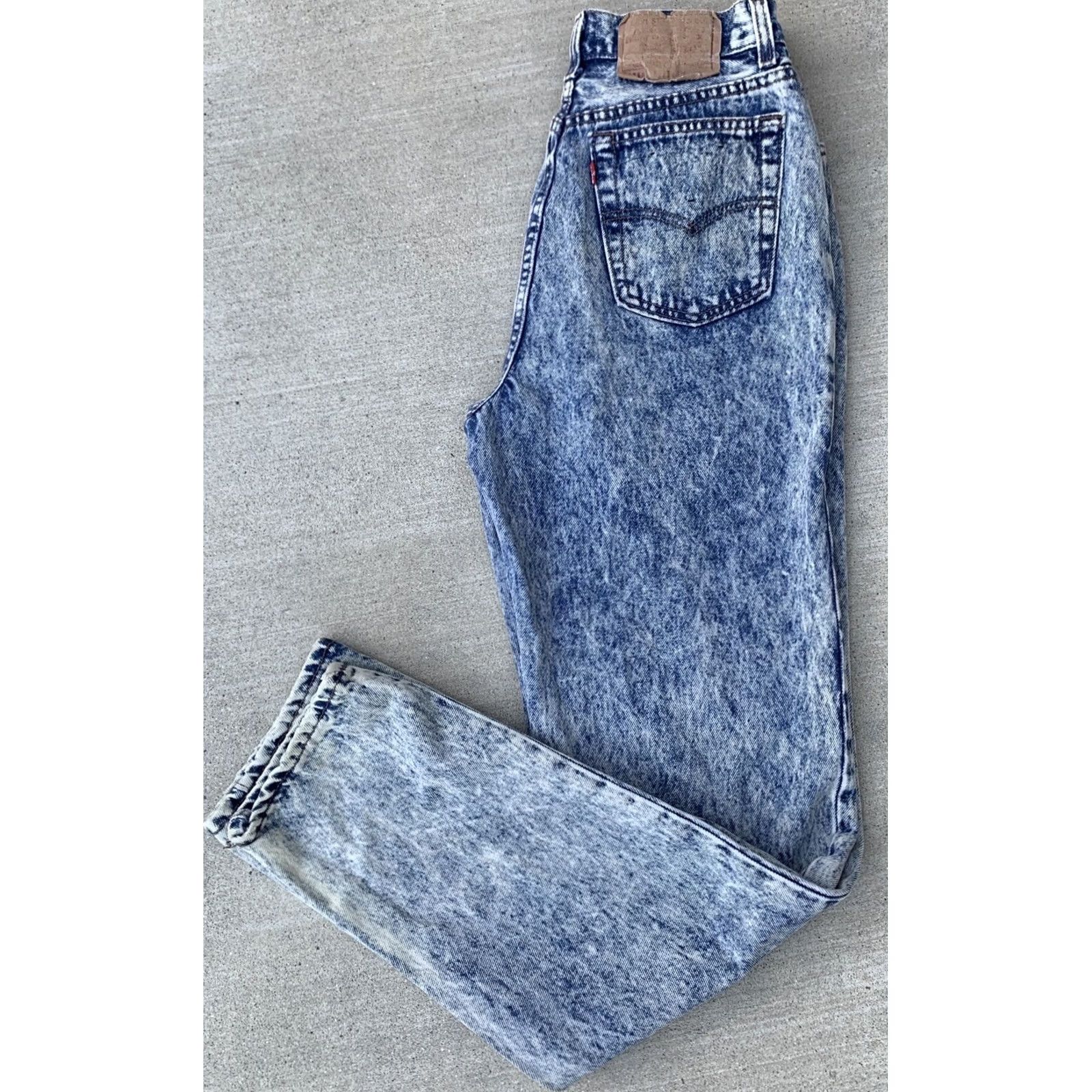 Levi's VINTAGE Levi's 501 Jeans Denim 80s 90s High Waist Tapered Leg Womens Juniors 28in Inseam 31.5in Blue Cotton Button Fly Size 32" / US 10 / IT 46 - 3 Thumbnail
