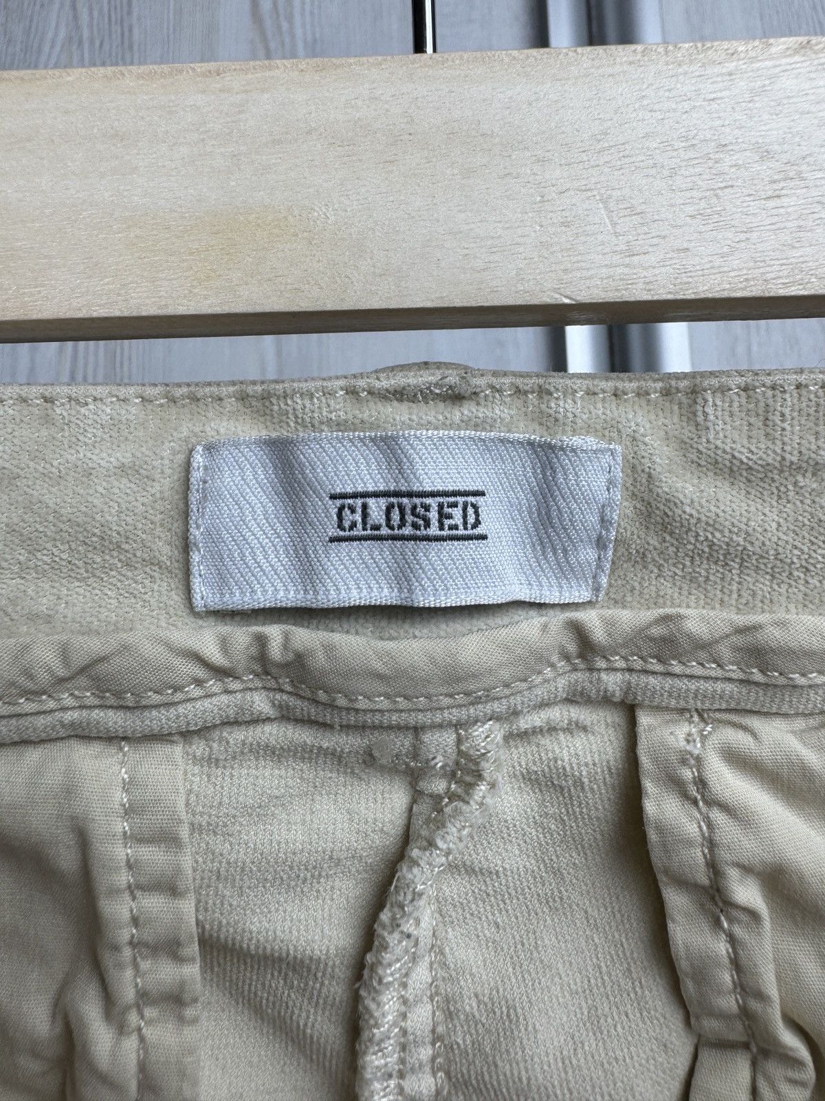 CLOSED Closed Stewart beige cropped chino pants Size 29" - 9 Thumbnail