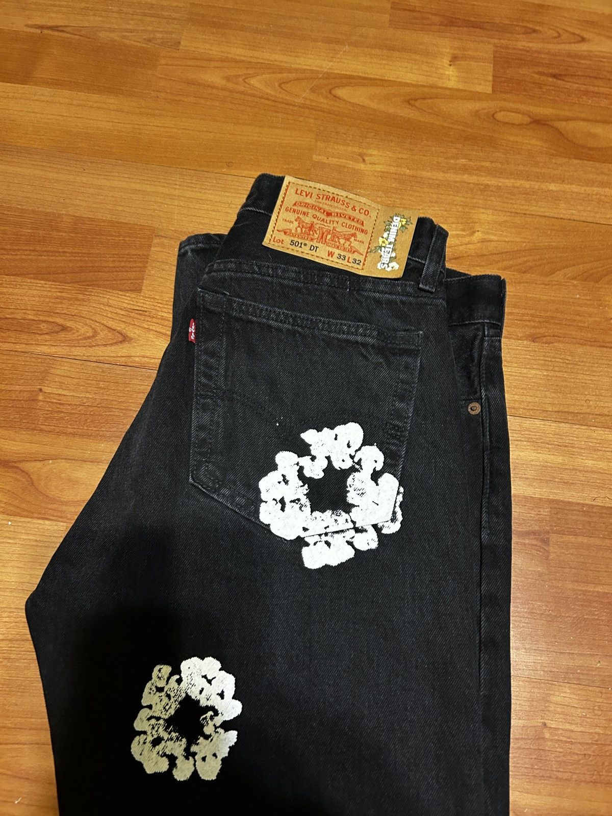 DENIM TEARS × Levi's Denim Tears x Levi's Cotton Wreath Jean Size US 33 - 3 Thumbnail