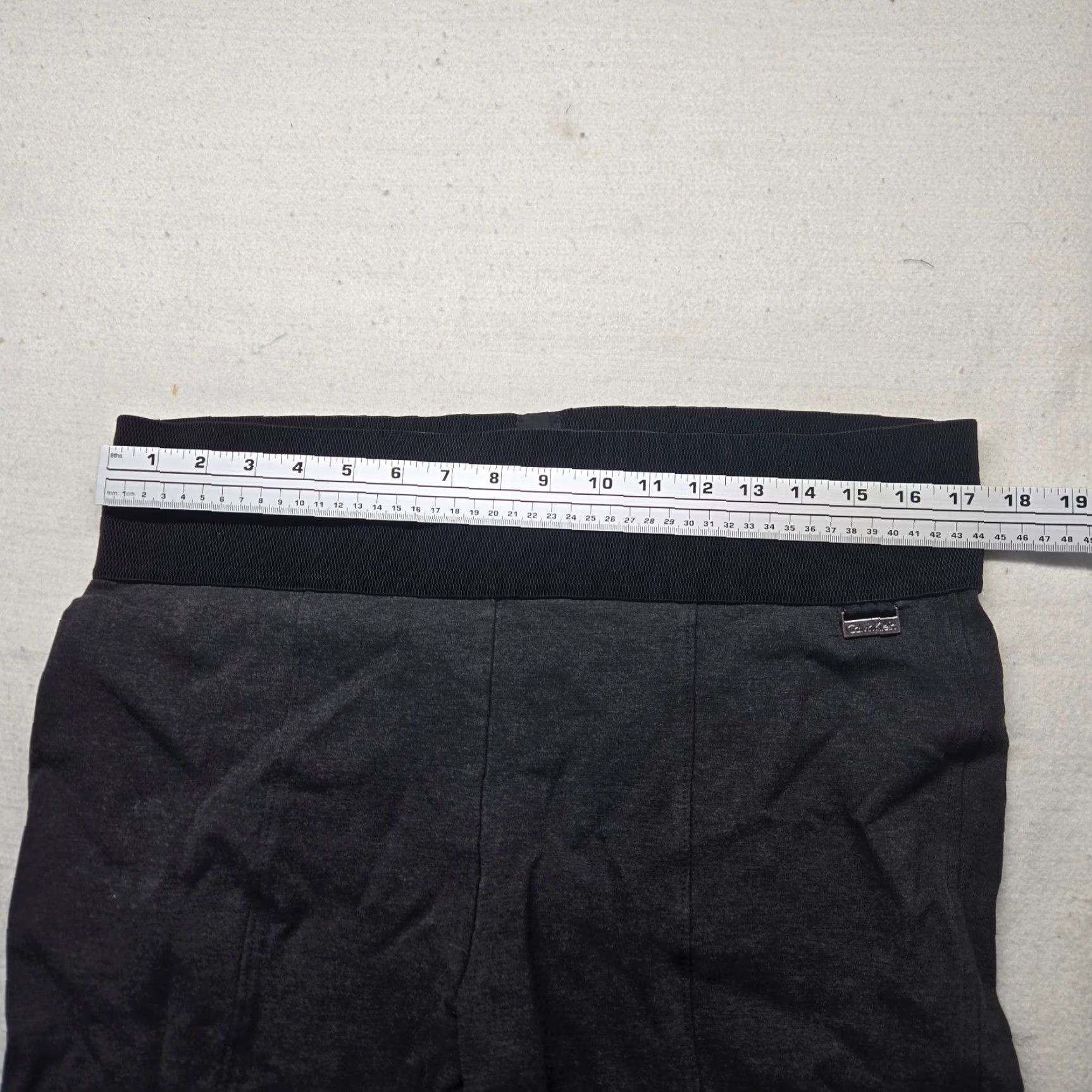 Calvin Klein VINTAGE Calvin Klein Performance Jogger Pants Womens XL Gray Athletic Tapered XL Gray, Performance, Calvin Klein, Pants, Women - 90s? Size 40" / US 18 - 6 Thumbnail