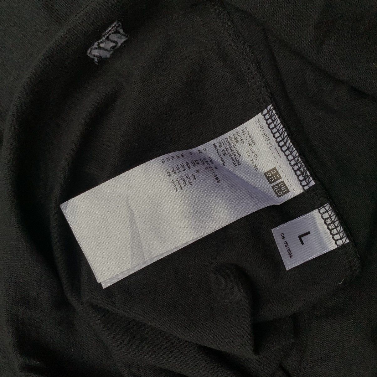 Undercover Uniqlo Undercover Skull💀Design Longsleeve Tshirt Size US L / EU 52-54 / 3 - 6 Thumbnail