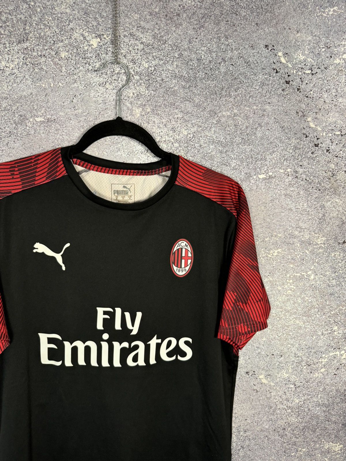 Puma × Vintage Vintage AC Milan 2018/19 Puma Limited Jersey Blokcore Size US S / EU 44-46 / 1 - 3 Thumbnail