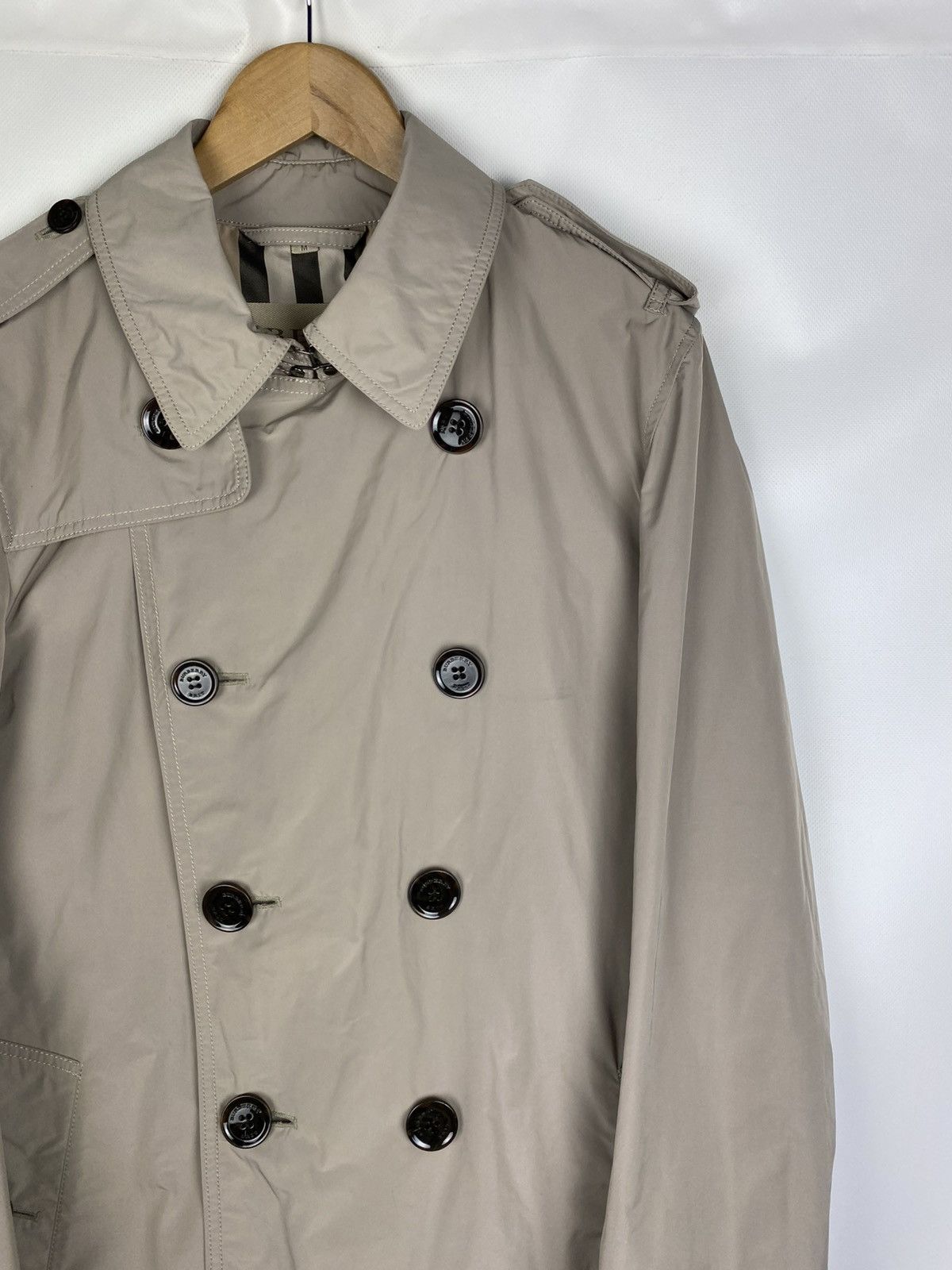 Burberry Burberry Brit nova check double breasted nylon trench coat Size US M / EU 48-50 / 2 - 3 Thumbnail