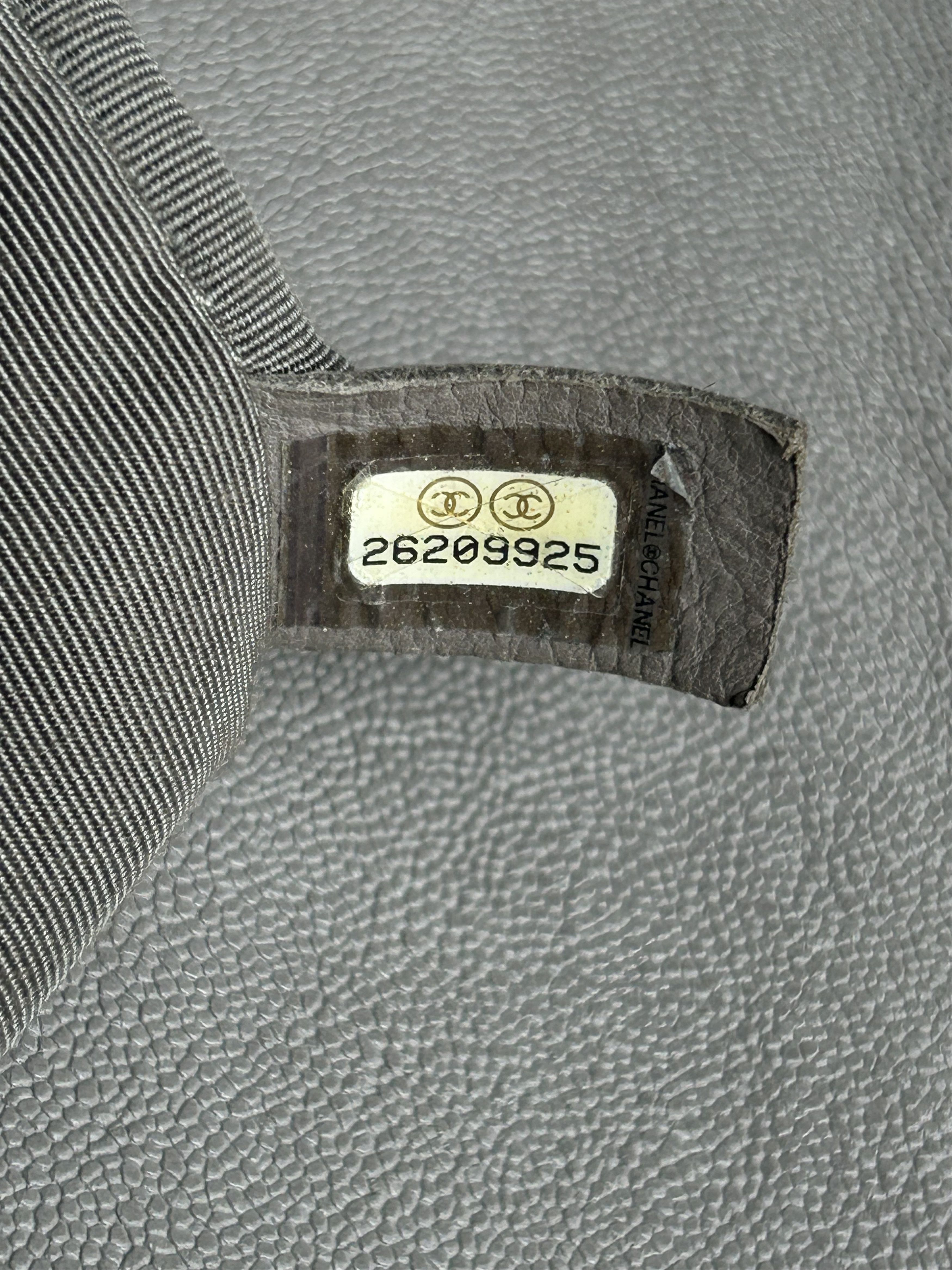 Chanel Chanel Light Grey Quilted Caviar Large Boy Bag Size ONE SIZE - 6 Thumbnail