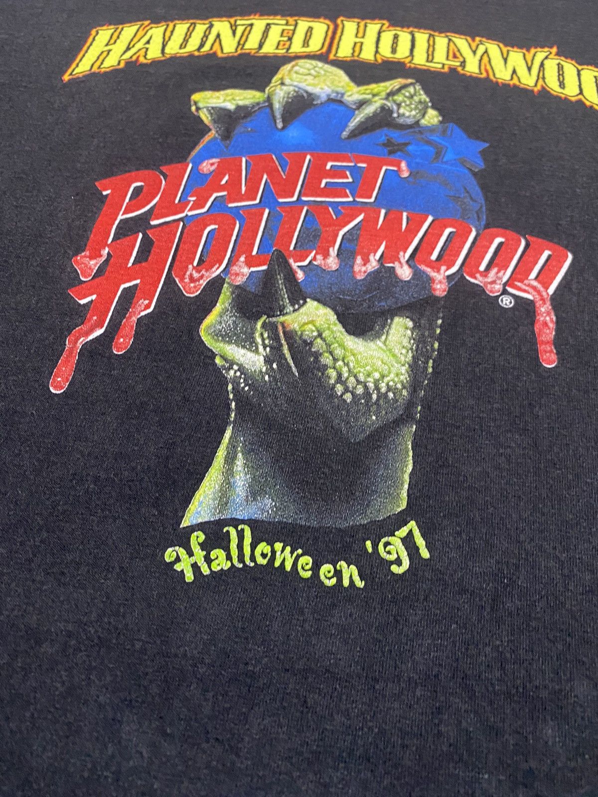 Universal Studios Vintage Planet Hollywood Haunted Hollywood size Xl 1997 Size US XL / EU 56 / 4 - 5 Thumbnail