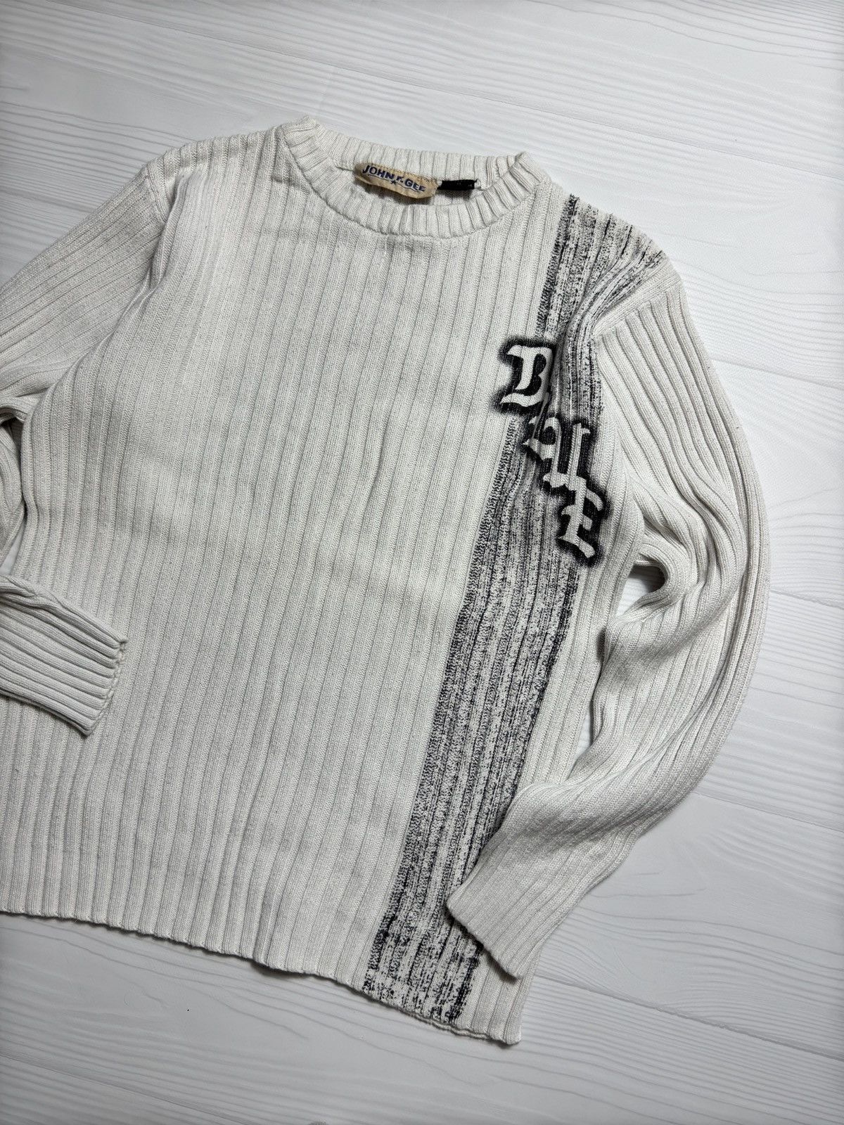 Diesel × Japanese Brand AvantGarde Vintage Sweatshirt Y2K Printed Knit Japan Sweater Size US S / EU 44-46 / 1 - 2 Thumbnail
