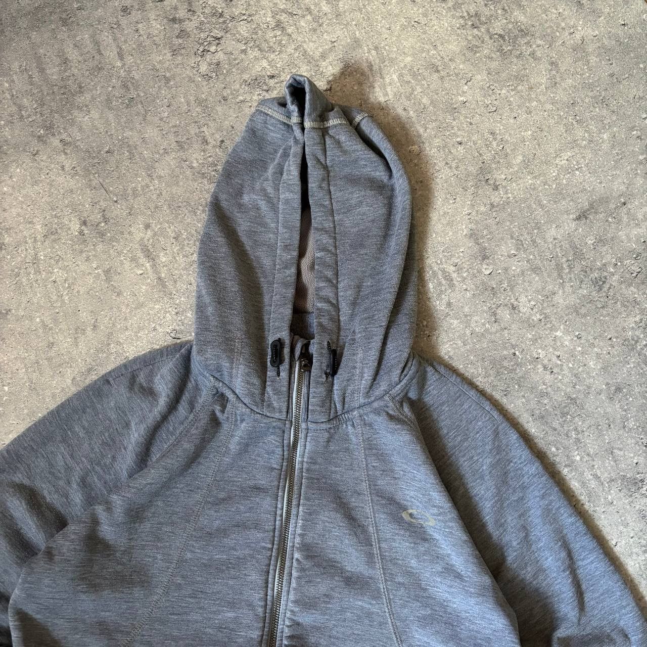 Oakley × Vintage Y2k Reflective Oakley Vintage Zip Up hoodie Size US L / EU 52-54 / 3 - 5 Thumbnail