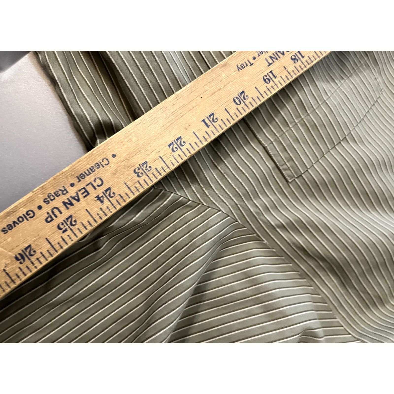 Eddie Bauer Eddie Bauer Wrinkle Resistant Button Down Shirt Long Sleeve LT Green Striped Men Size US L / EU 52-54 / 3 - 5 Thumbnail