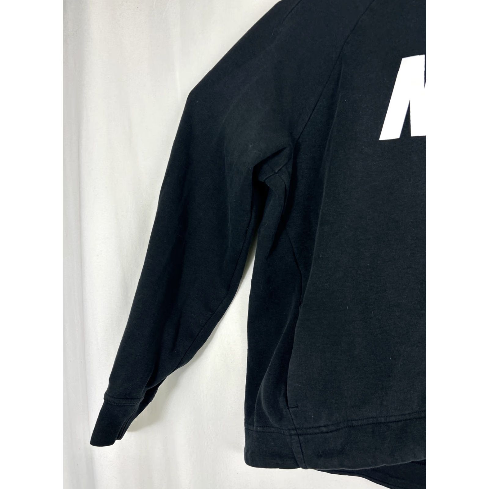 Nike WOMEN Nike NSW AV15 CREW Sweatshirt L Black Multicolor Pullover Crewneck Long Sleeve Activewear Women Mens? Size L / US 10 / IT 46 - 2 Thumbnail