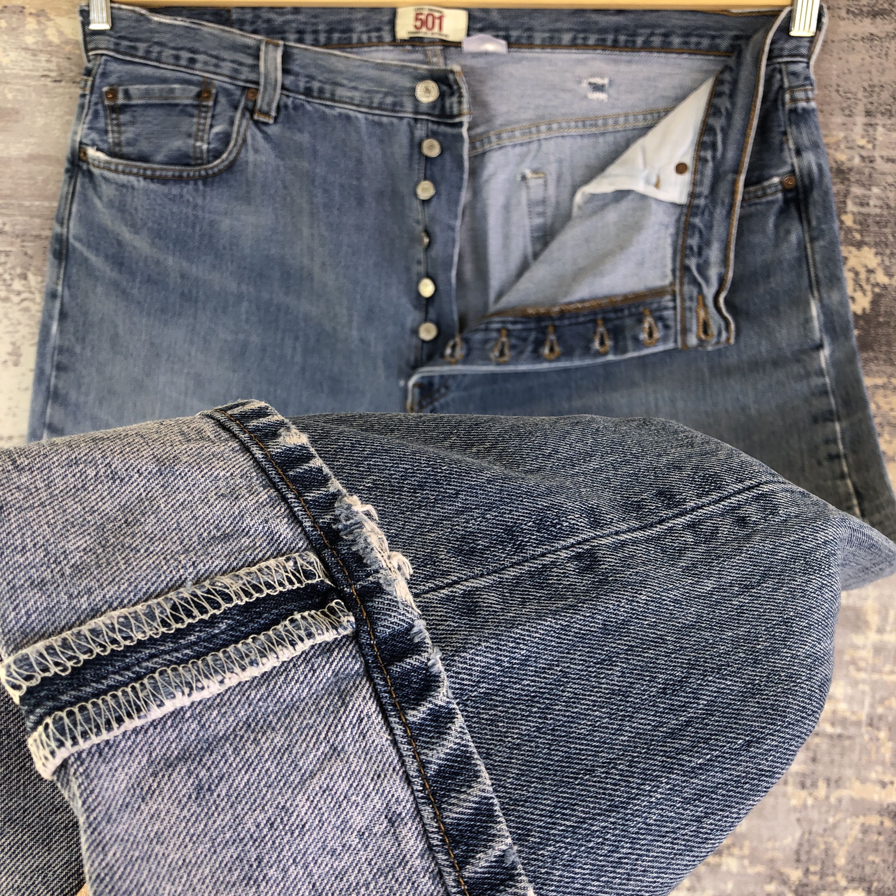 Levi's Vintage Levis 501 Ripped Jeans Levi's Faded Stonewash Denim Size US 40 / EU 56 - 8 Thumbnail